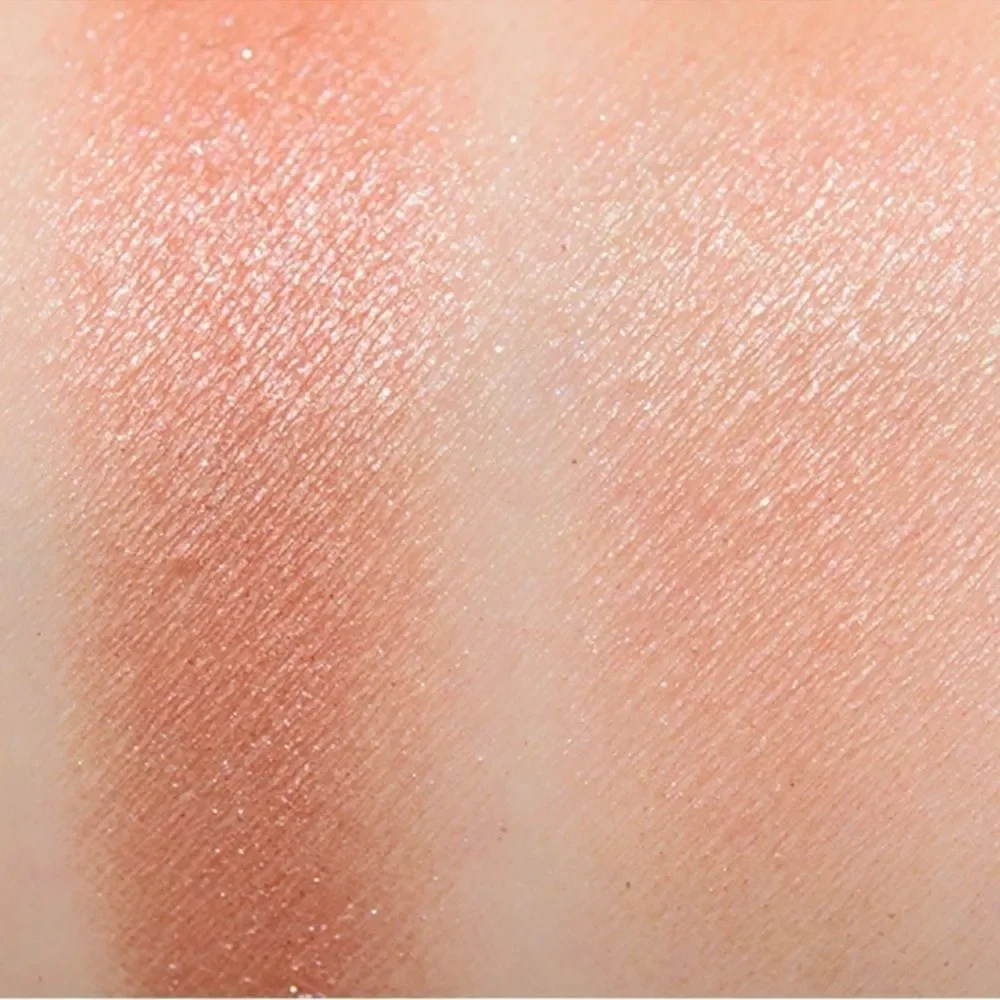MAC Electric Wonder Iridescent Powder In Serenity Seeker